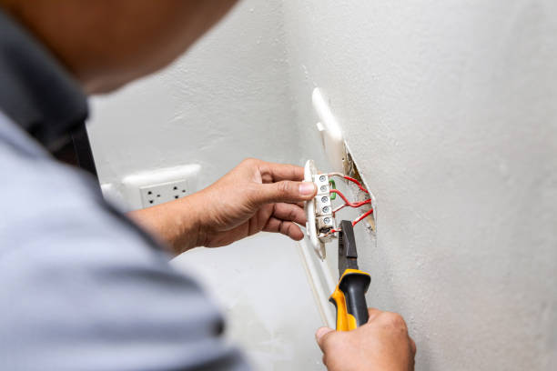 Best Ceiling Fan Installation Electrician  in Fairfield Bay, AR